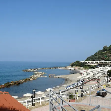Baia Del Silenzio 4 Pisciotta