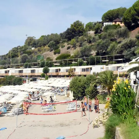 Baia Del Silenzio 4 Pisciotta